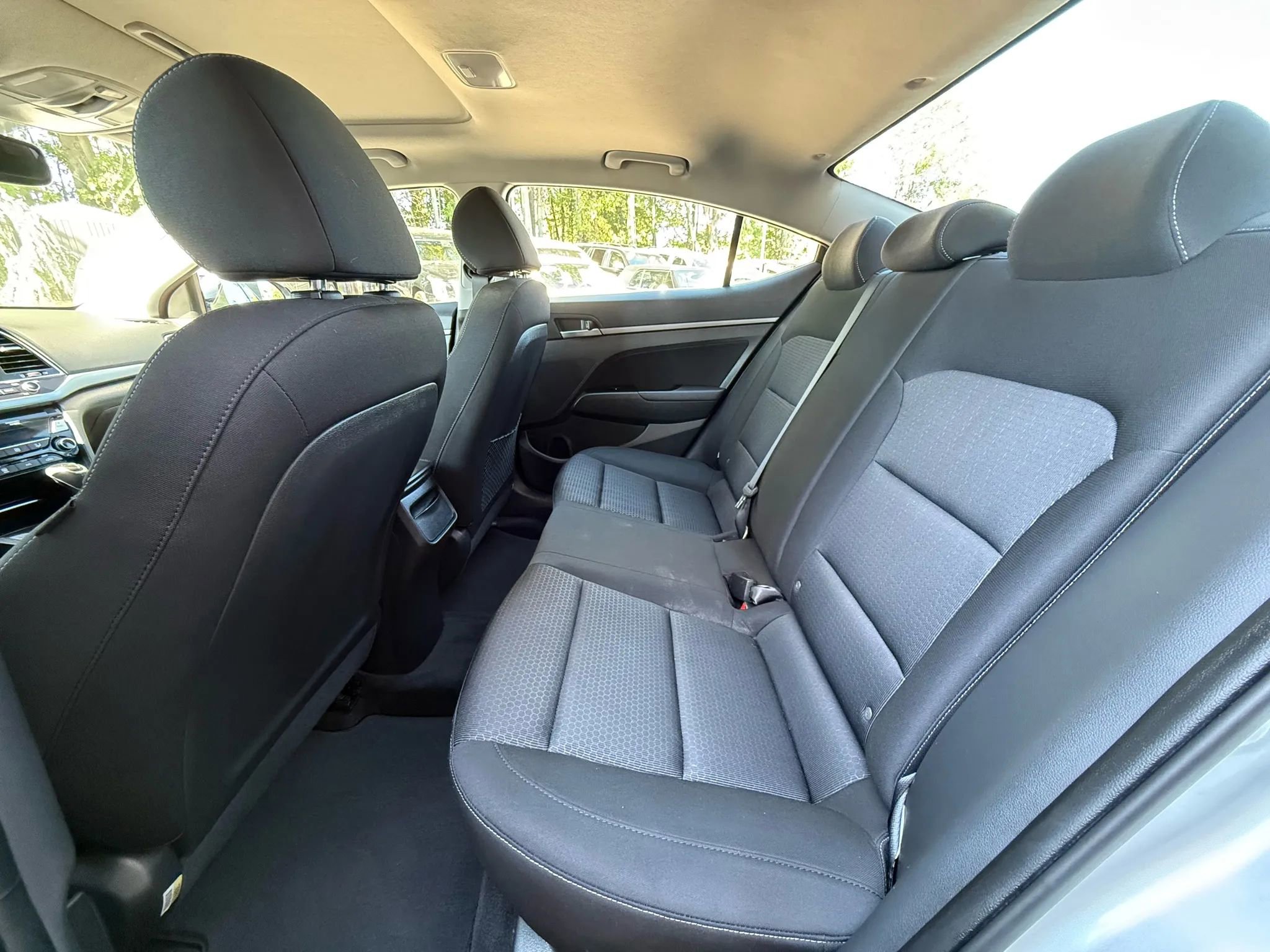 Used 2017 Hyundai Elantra Value Edition w/ Cargo Package image 18
