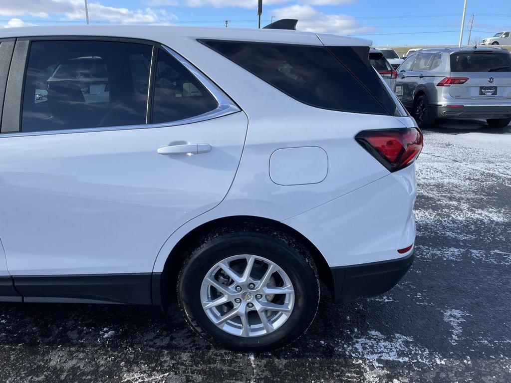 Used 2024 Chevrolet Equinox LT image 36