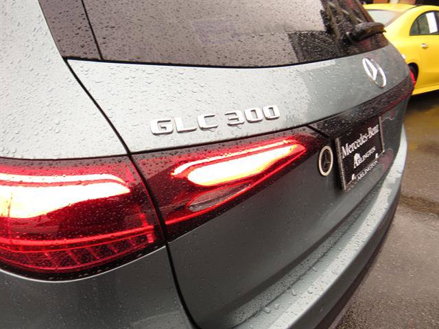 Used 2026 Mercedes-Benz GLC 300 4MATIC image 8