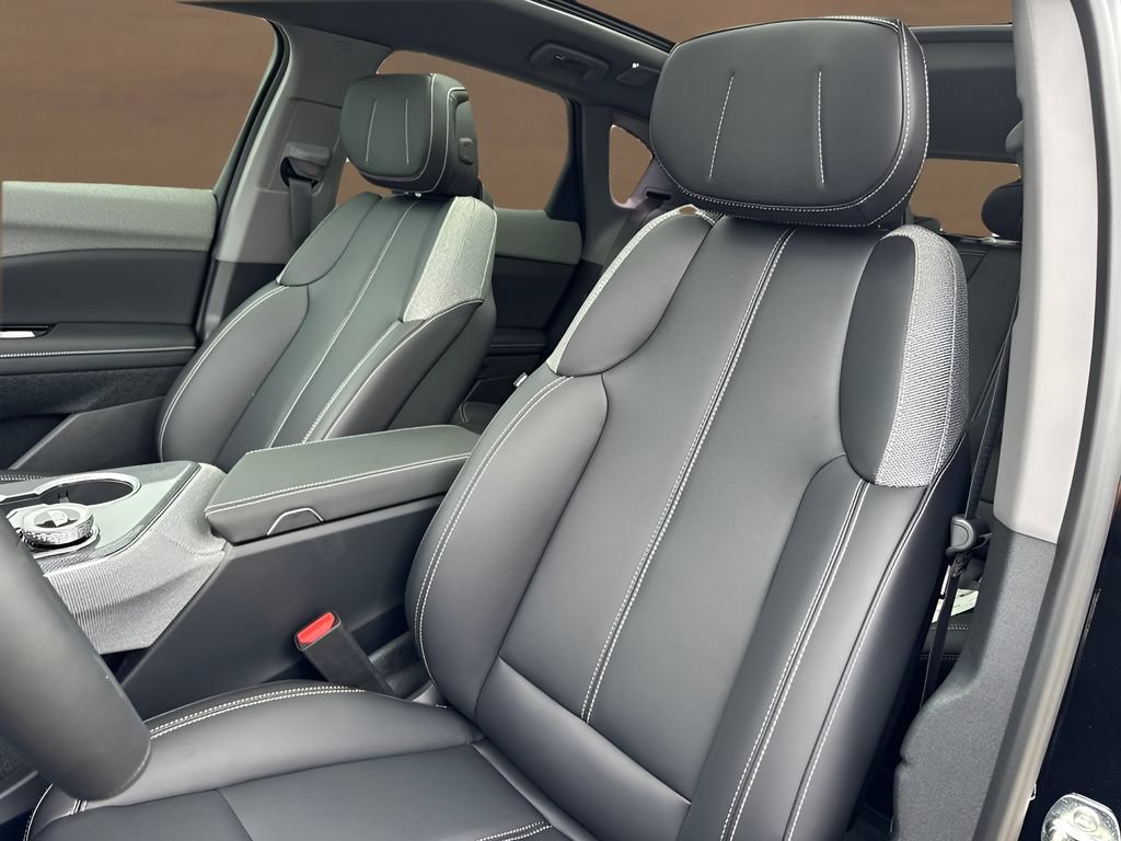 New 2027 Cadillac Optiq Sport w/ LPO, Floor Liner Package AWD/4WD image 12