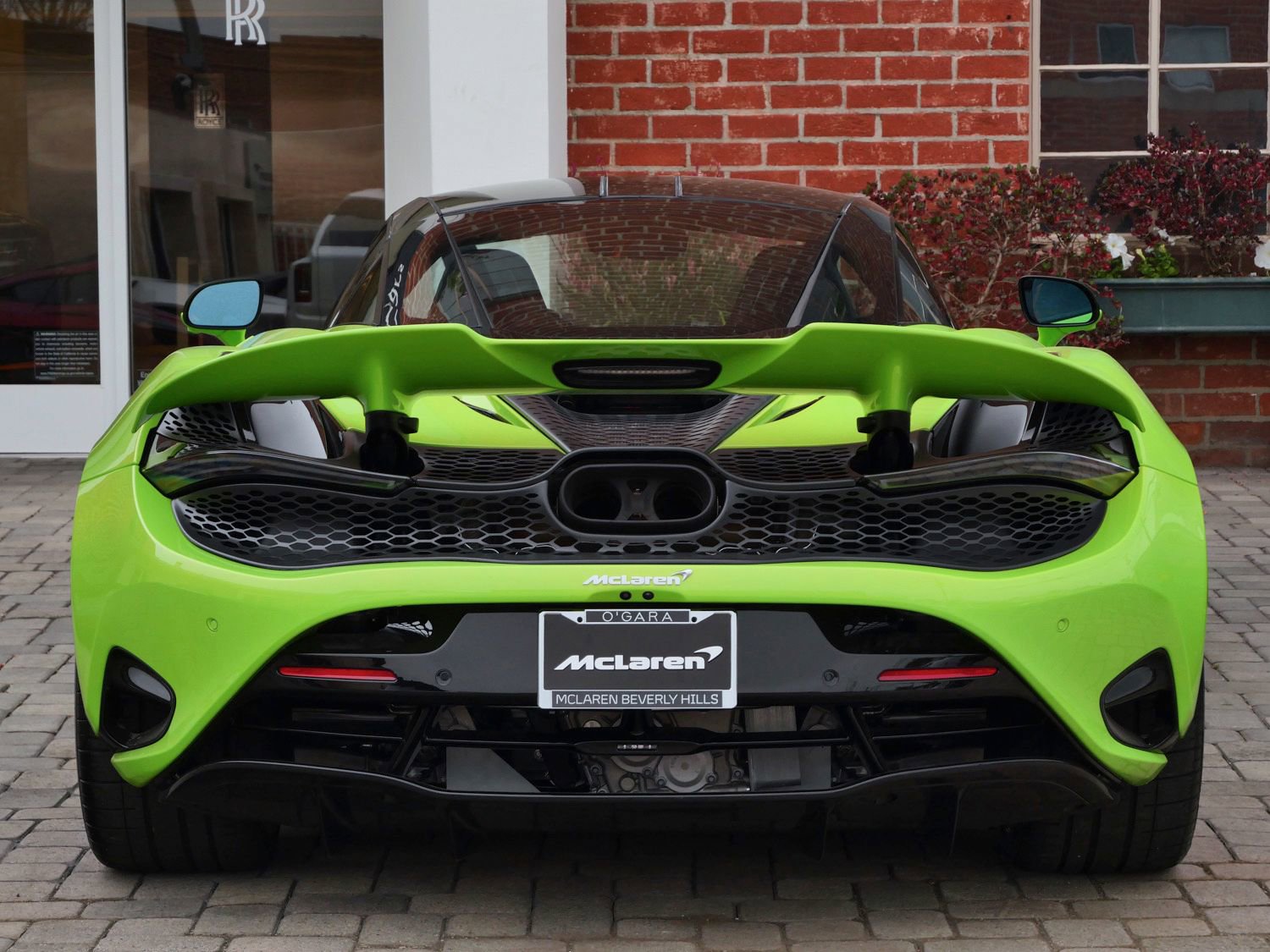 Used 2024 McLaren 750S RWD image 5