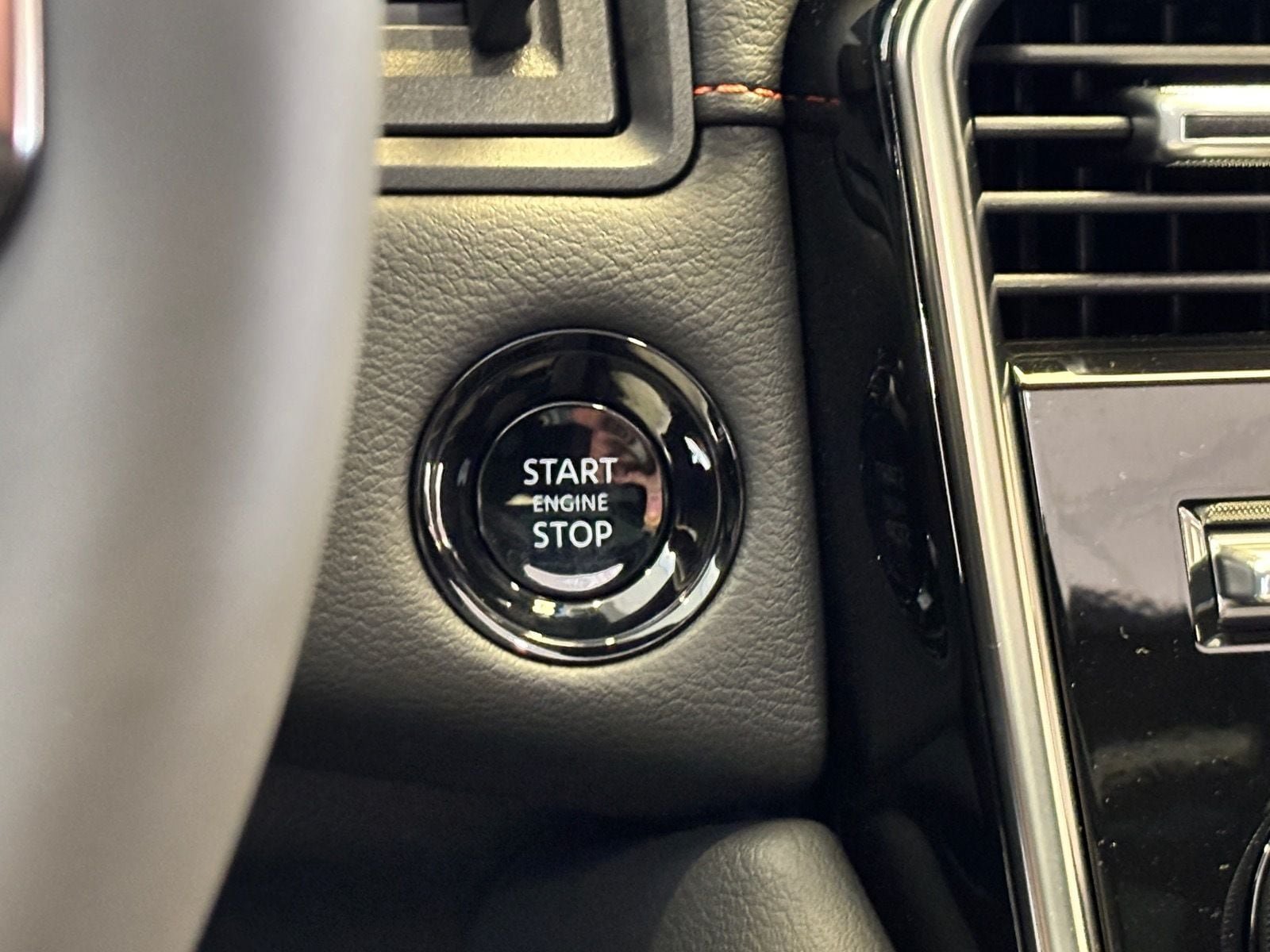 New 2026 Nissan Armada PRO-4X AWD/4WD image 20