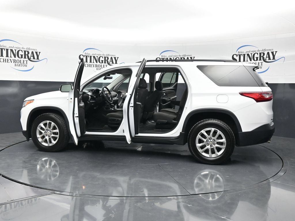 Used 2020 Chevrolet Traverse LT FWD image 39