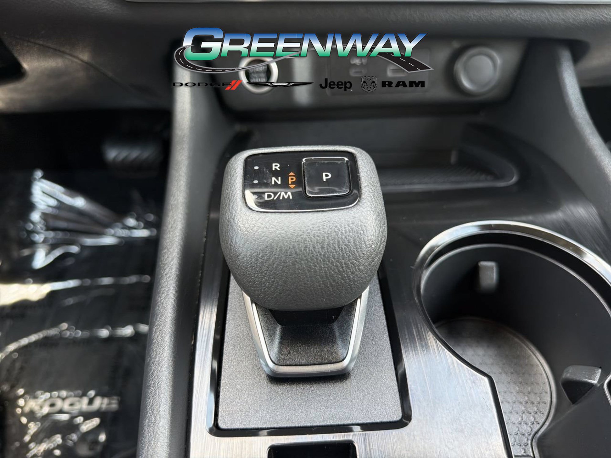 Used 2023 Nissan Rogue SV FWD image 23