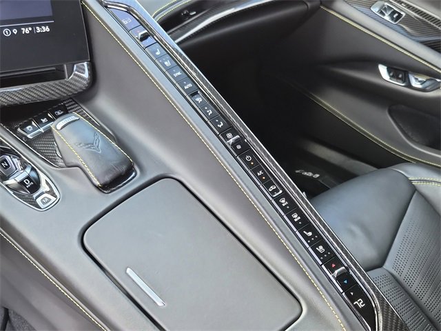 Used 2021 Chevrolet Corvette Stingray Premium Cpe w/ Z51 Performance Package image 31