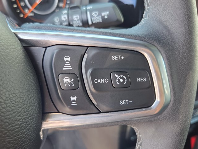 Used 2026 Jeep Wrangler Unlimited Sahara AWD/4WD image 21