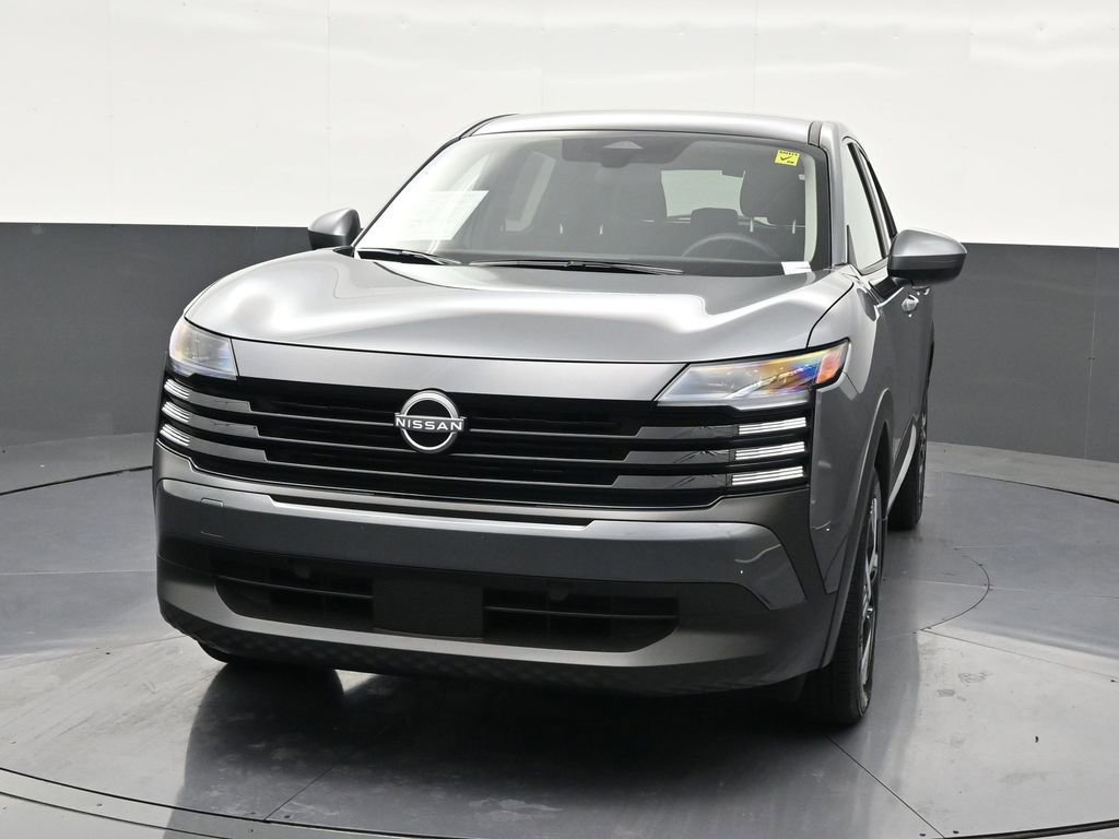 Used 2025 Nissan Kicks SV image 9