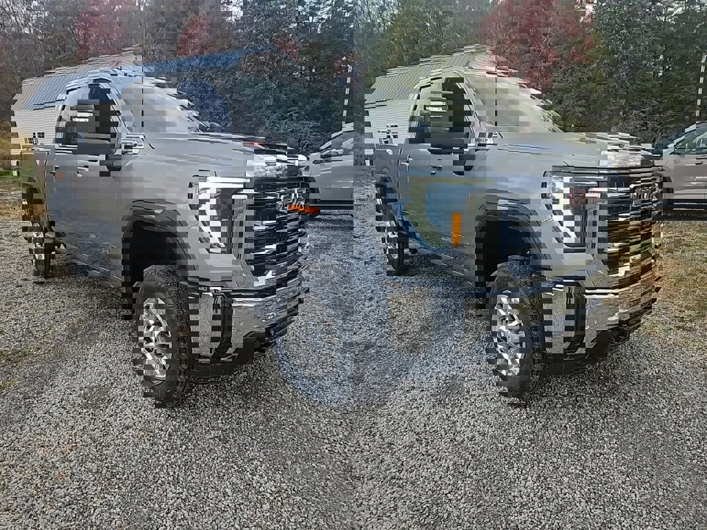 New 2026 GMC Sierra 2500 SLE image 7