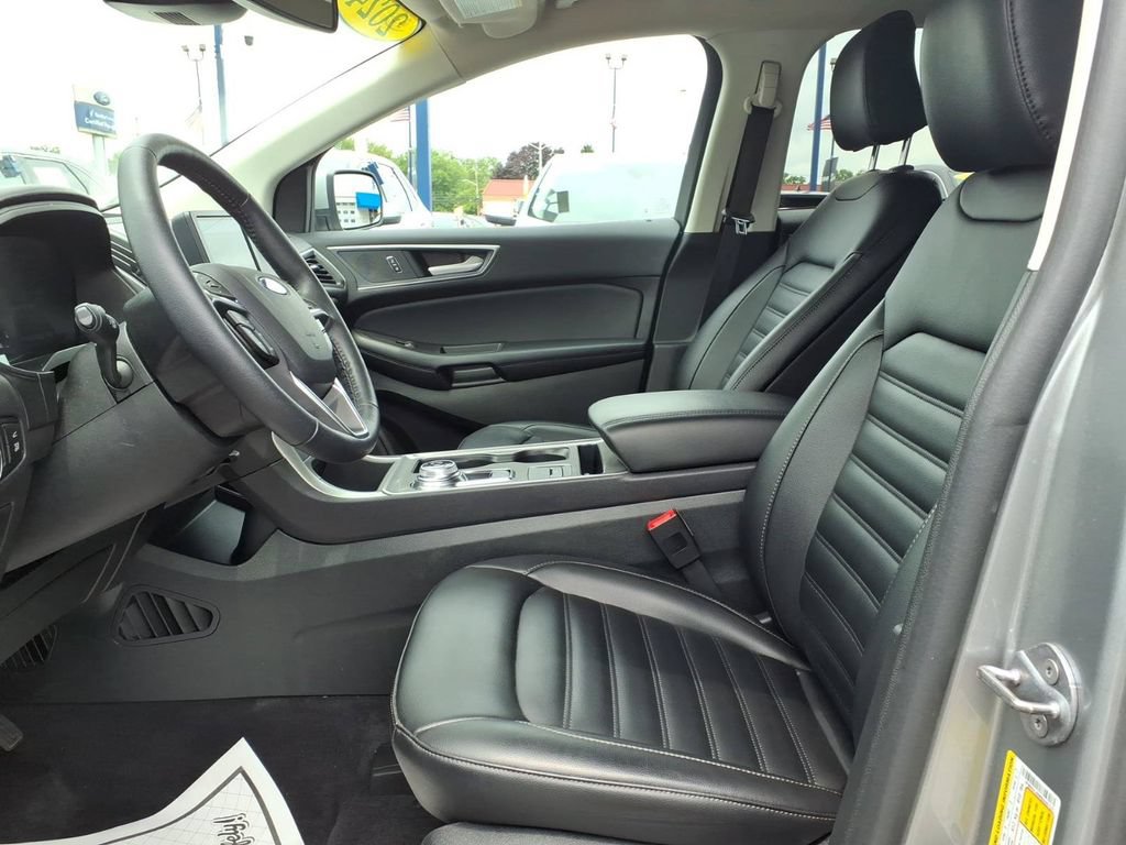 Certified 2024 Ford Edge SEL w/ Convenience Package AWD/4WD image 13