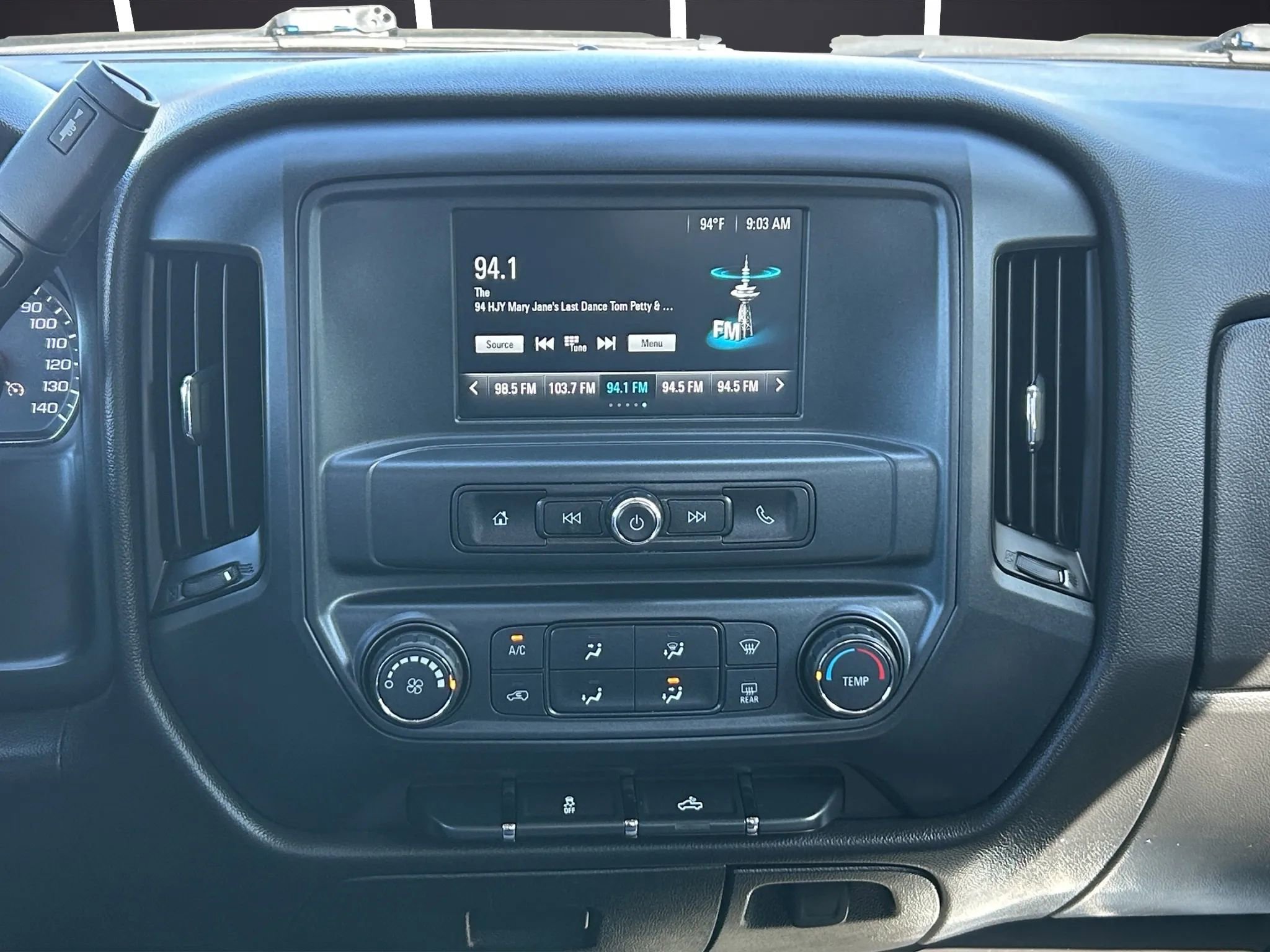 Used 2017 Chevrolet Silverado 1500 Custom w/ Custom Convenience Package image 17