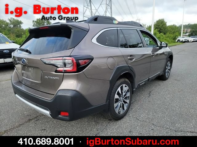 Used 2023 Subaru Outback Limited AWD/4WD image 6