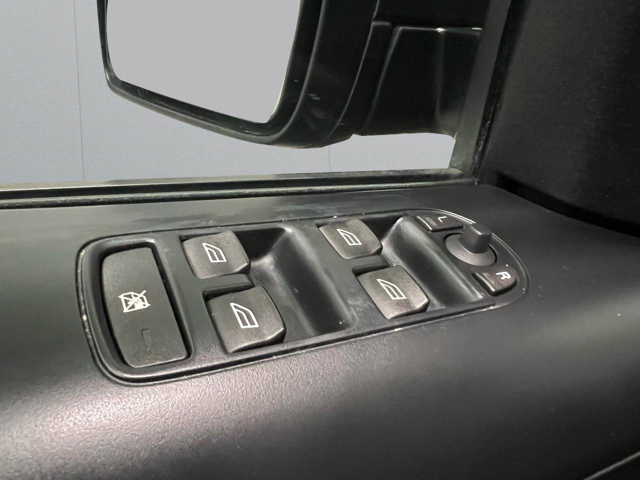 Used 2008 Land Rover LR2 HSE AWD/4WD image 34