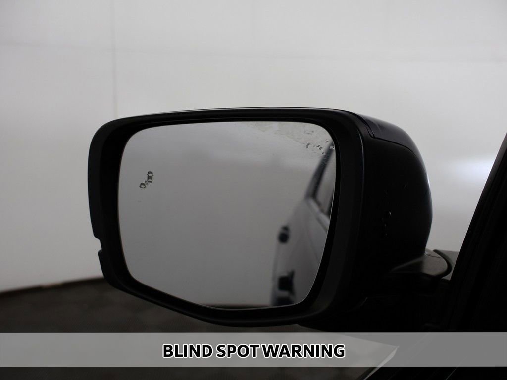 Used 2023 Honda Pilot Touring image 6