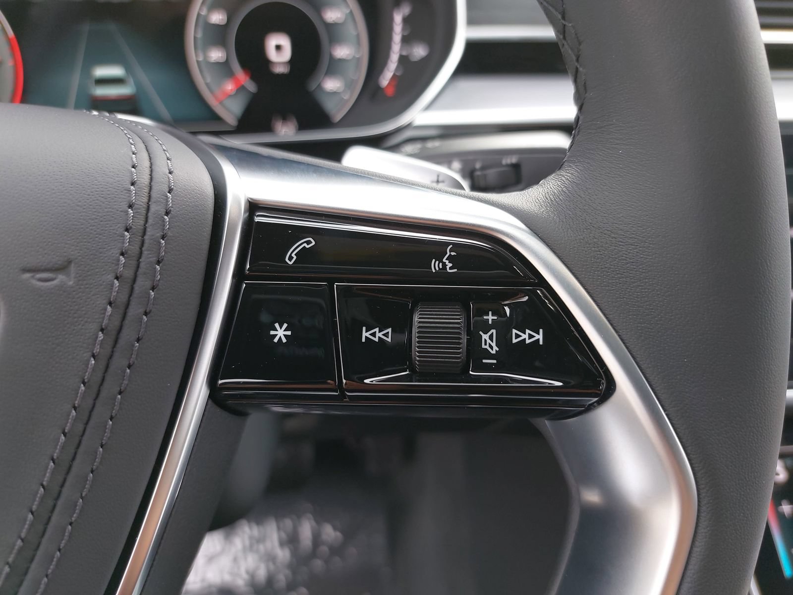 New 2026 Audi A8 L 3.0T AWD/4WD image 19