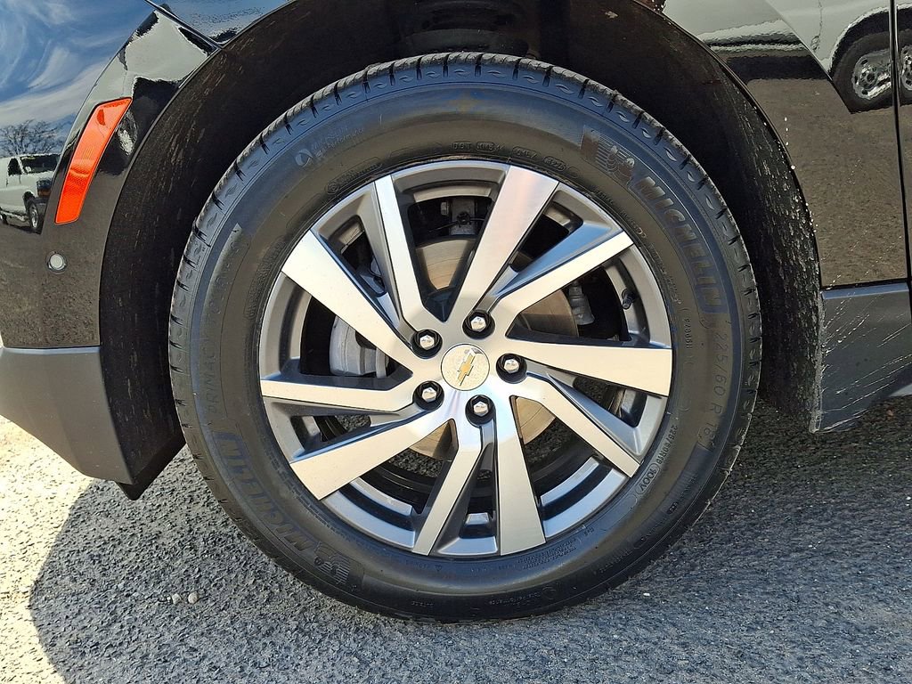 Used 2023 Chevrolet Equinox Premier image 33