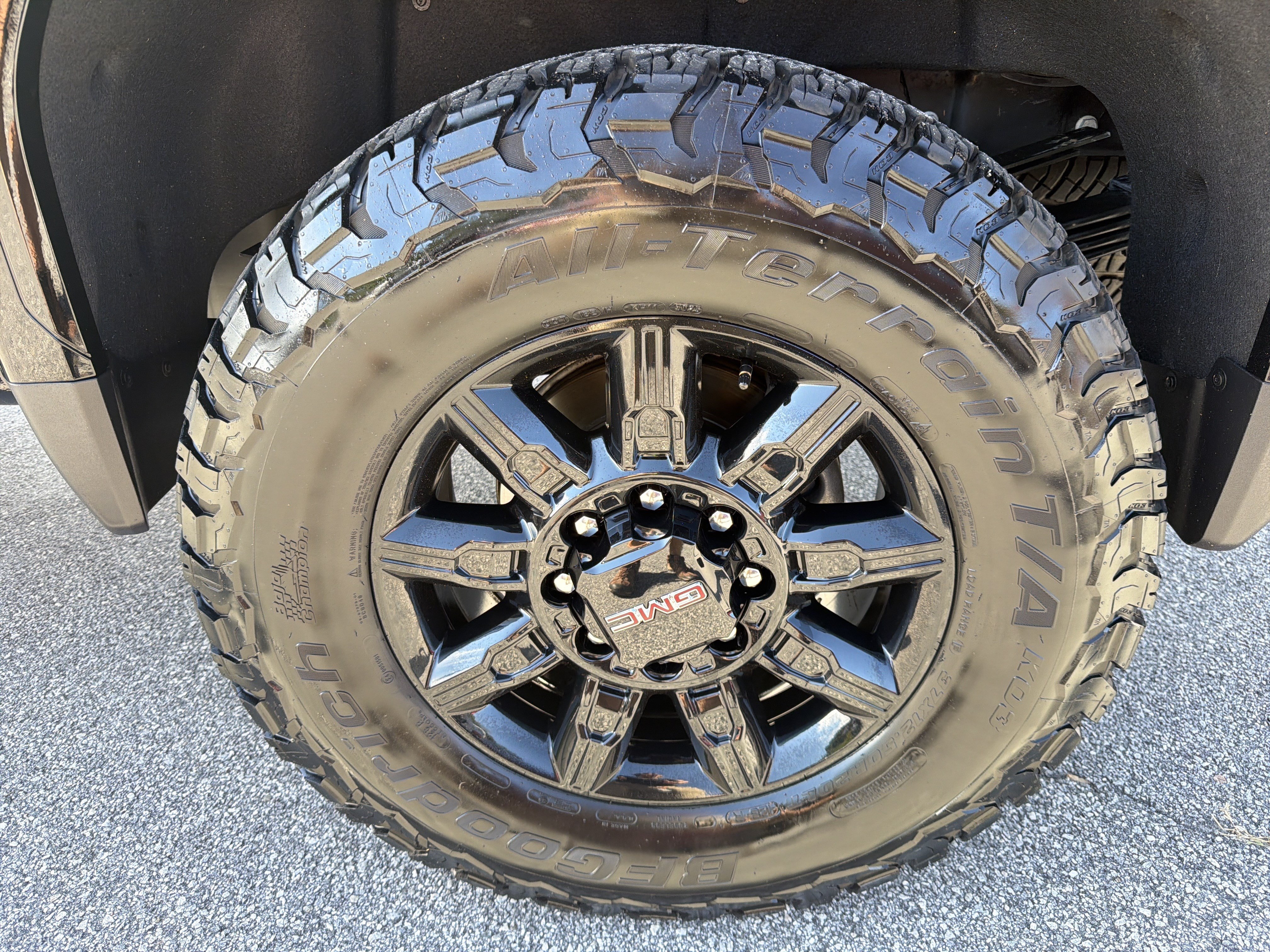 Used 2025 GMC Sierra 2500 AT4 w/ AT4 Premium Plus Package AWD/4WD image 20
