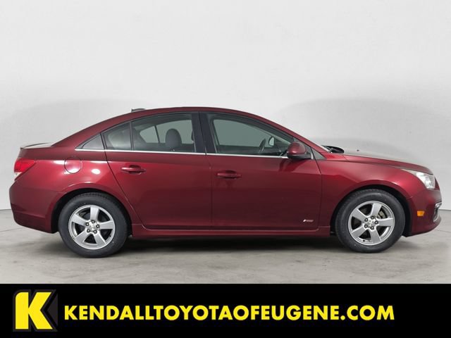 Used 2015 Chevrolet Cruze LT w/ Sun And Sound Package FWD image 4
