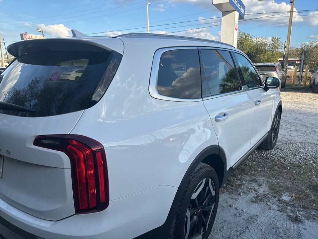 Used 2025 Kia Telluride S image 4