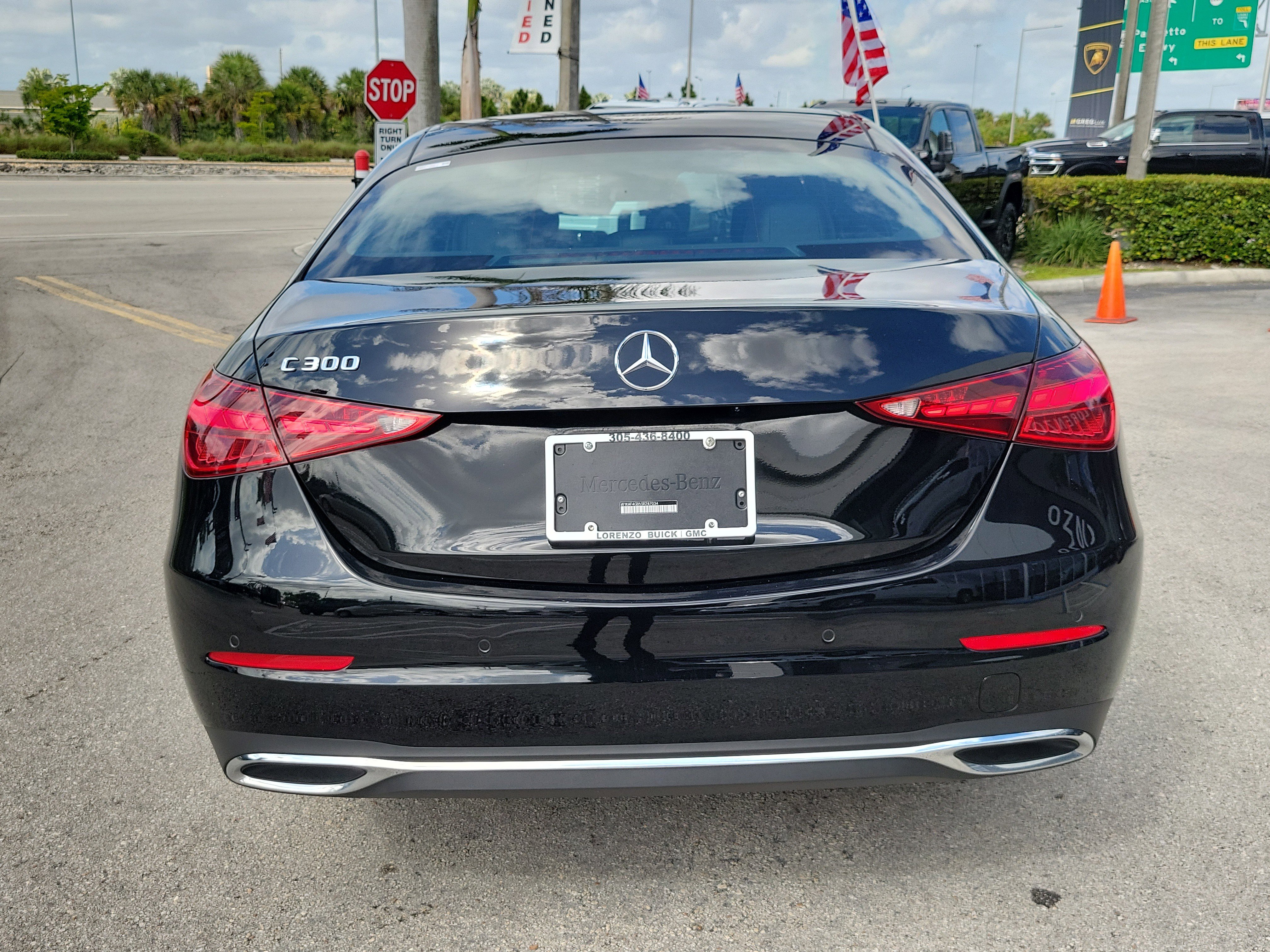 Used 2025 Mercedes-Benz C 300 Sedan image 6