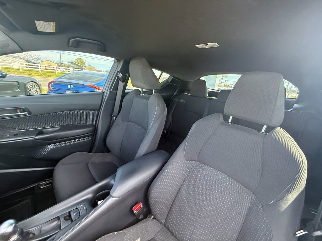Used 2018 Toyota C-HR XLE image 13