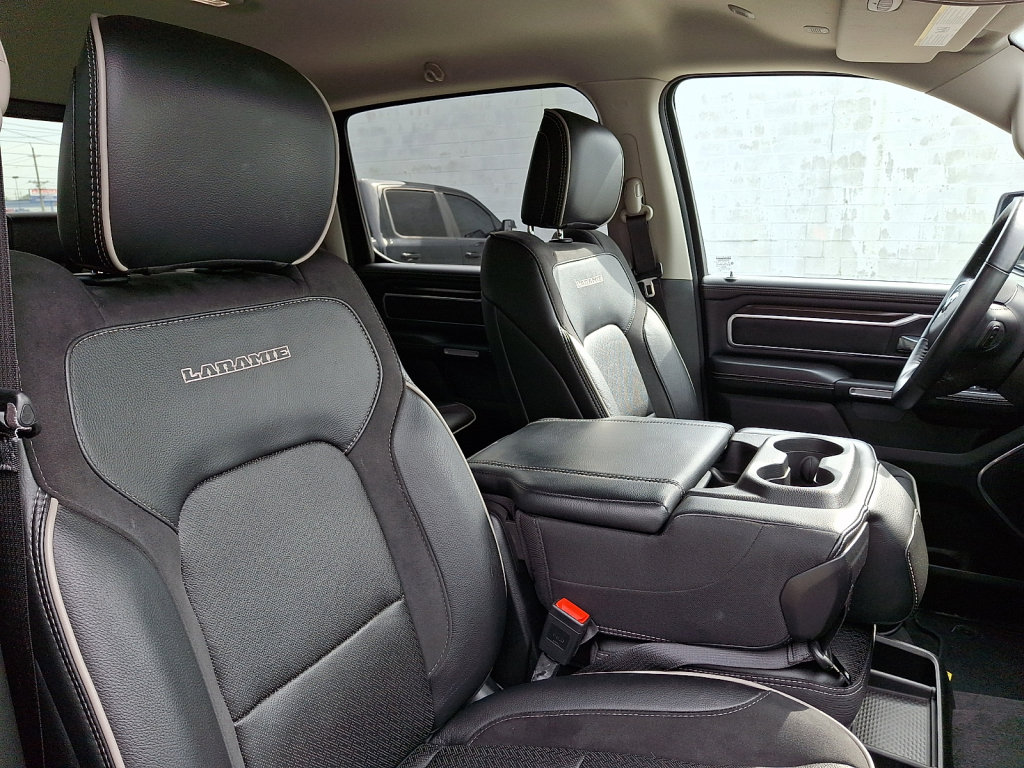 Used 2022 RAM 1500 Laramie AWD/4WD image 13
