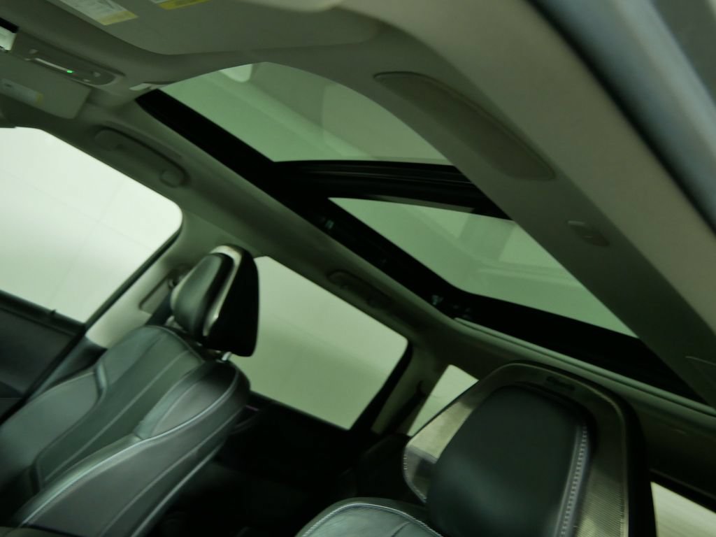 Certified 2025 INFINITI QX80 Sensory AWD/4WD image 12