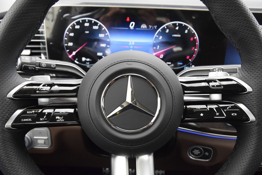 New 2026 Mercedes-Benz GLS 450 4MATIC image 24