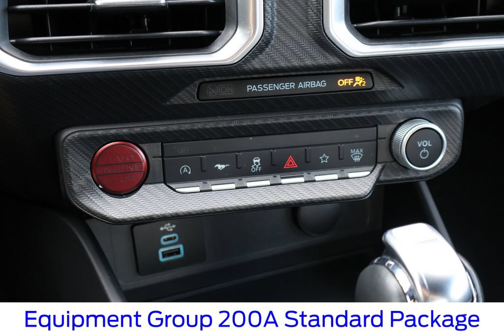 Used 2025 Ford Mustang Premium RWD image 31