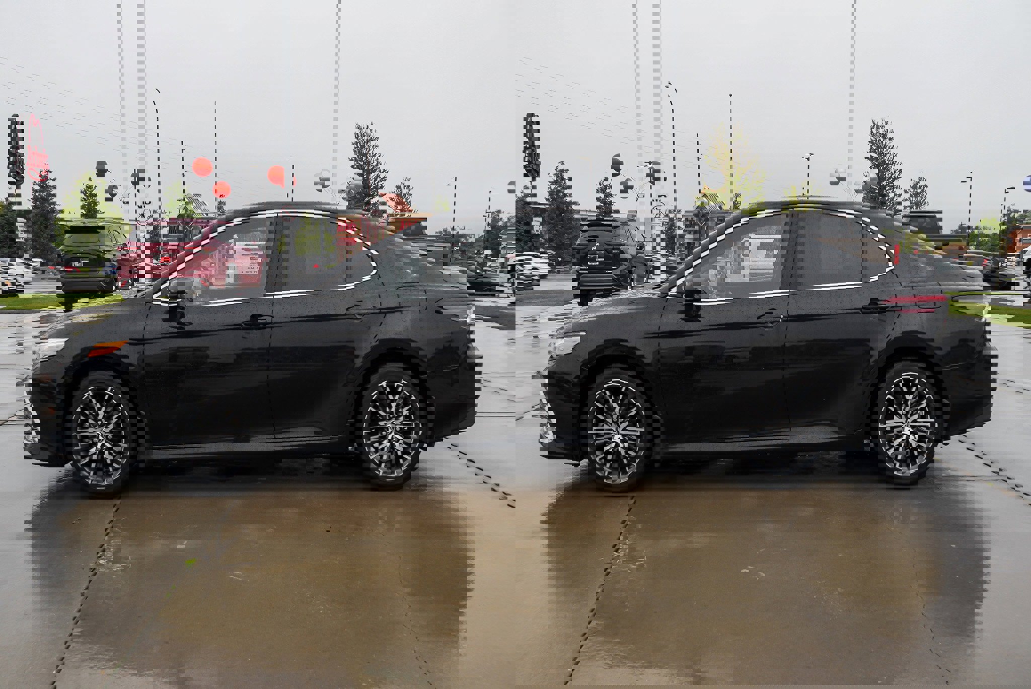 Certified 2021 Toyota Camry XLE AWD/4WD image 5