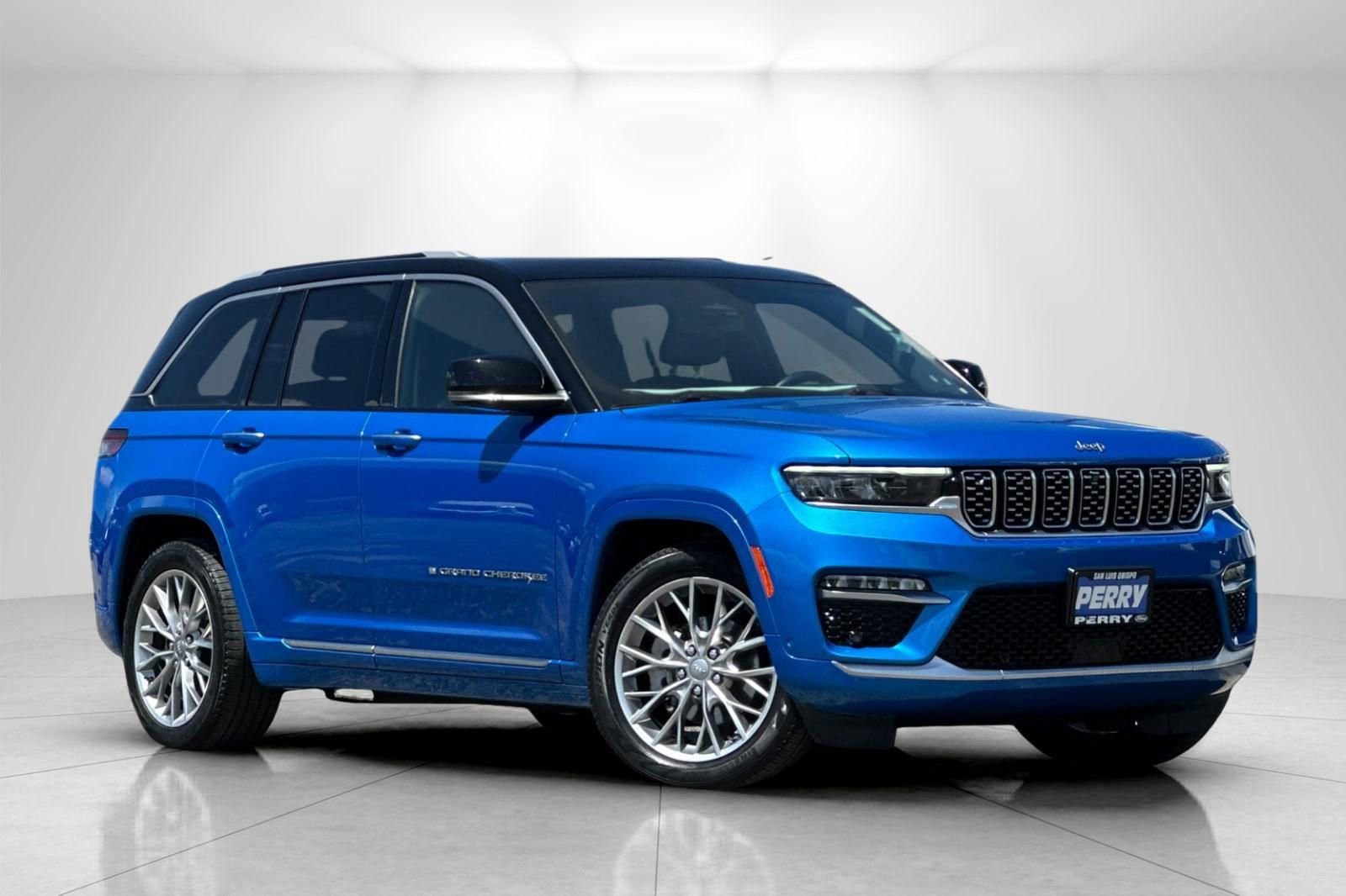 Used 2023 Jeep Grand Cherokee Summit w/ Adv Protech Group IV