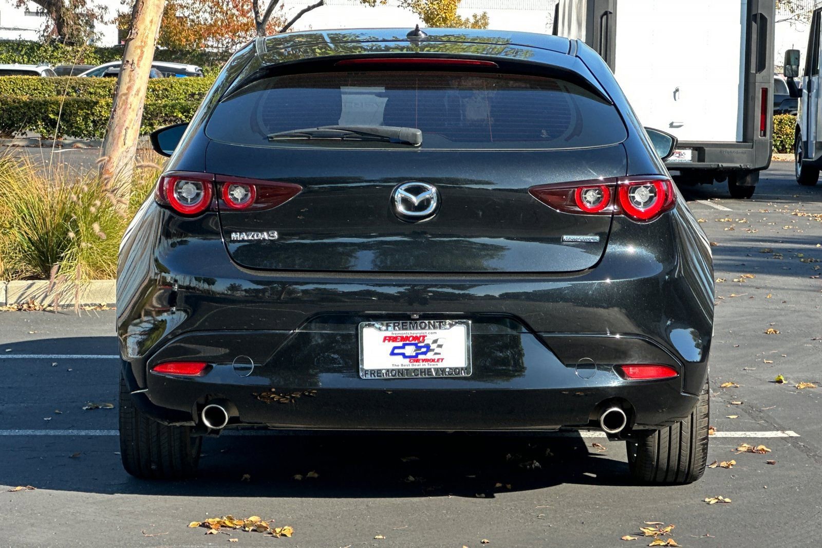 Used 2025 MAZDA MAZDA3 2.5 S Hatchback w/ Premium Pkg image 5