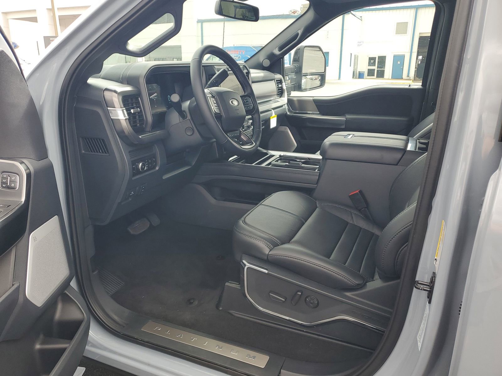 New 2026 Ford F350 Platinum image 16