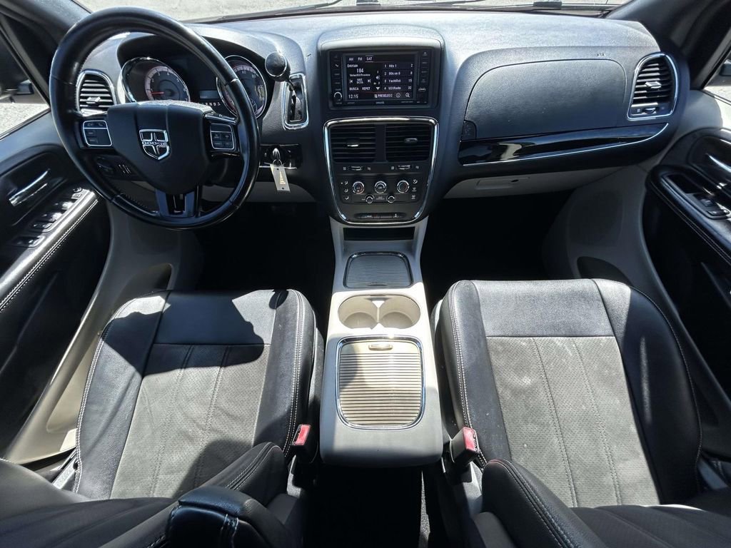 Used 2020 Dodge Grand Caravan SXT FWD image 13