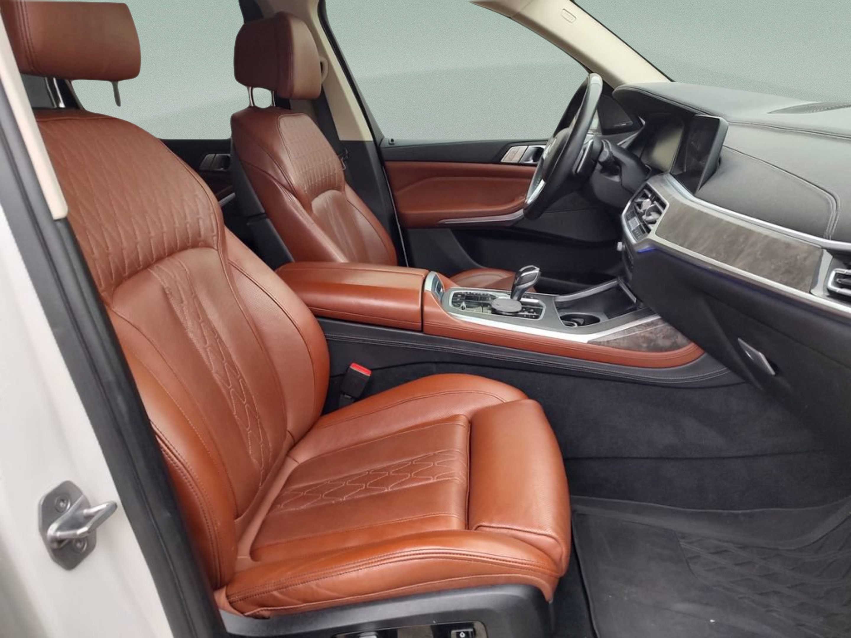 Used 2020 BMW X7 xDrive40i w/ Premium Package AWD/4WD image 29