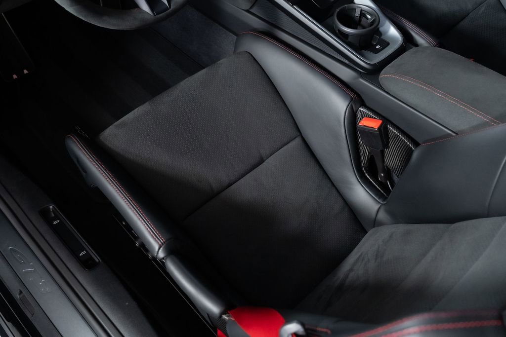 Used 2023 Porsche 911 GT3 RWD image 31