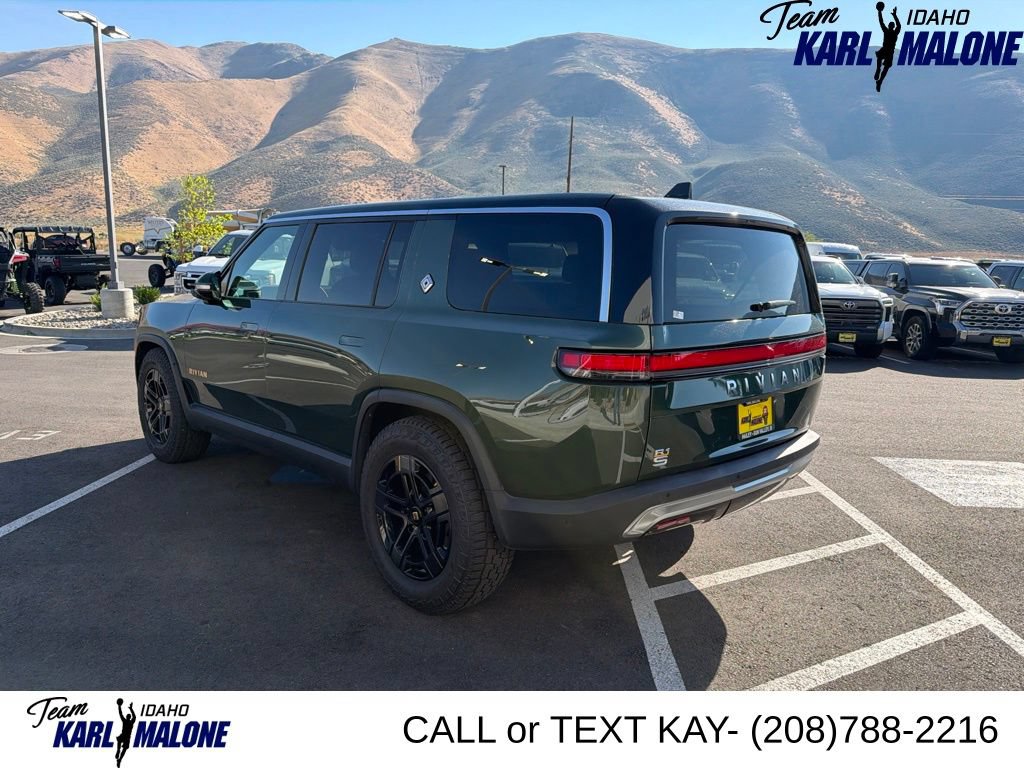 Used 2023 Rivian R1S Adventure AWD/4WD image 2
