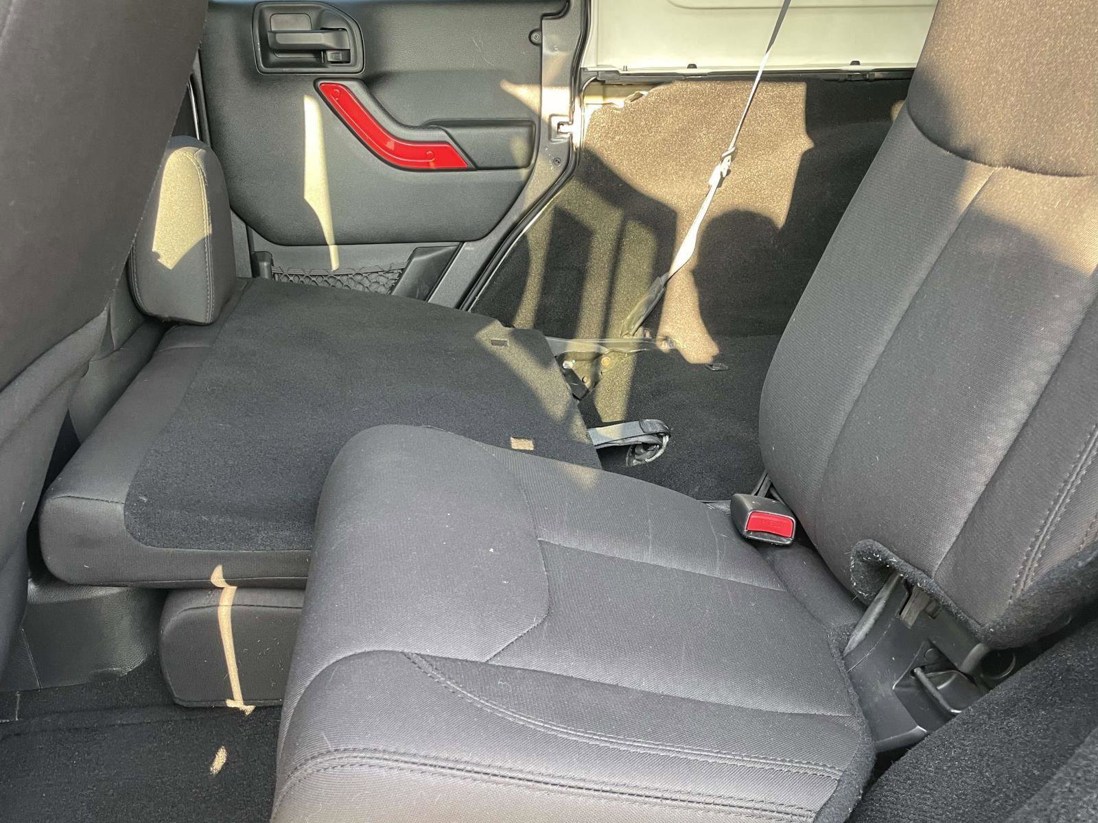 Used 2017 Jeep Wrangler Unlimited Sport w/ Quick Order Package 24S image 15