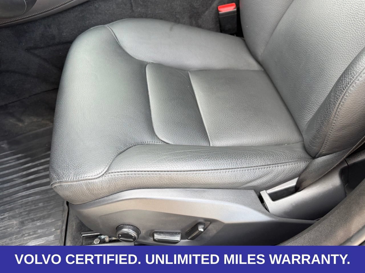 Certified 2023 Volvo S90 B6 Plus w/ Protection Package Premier AWD/4WD image 27