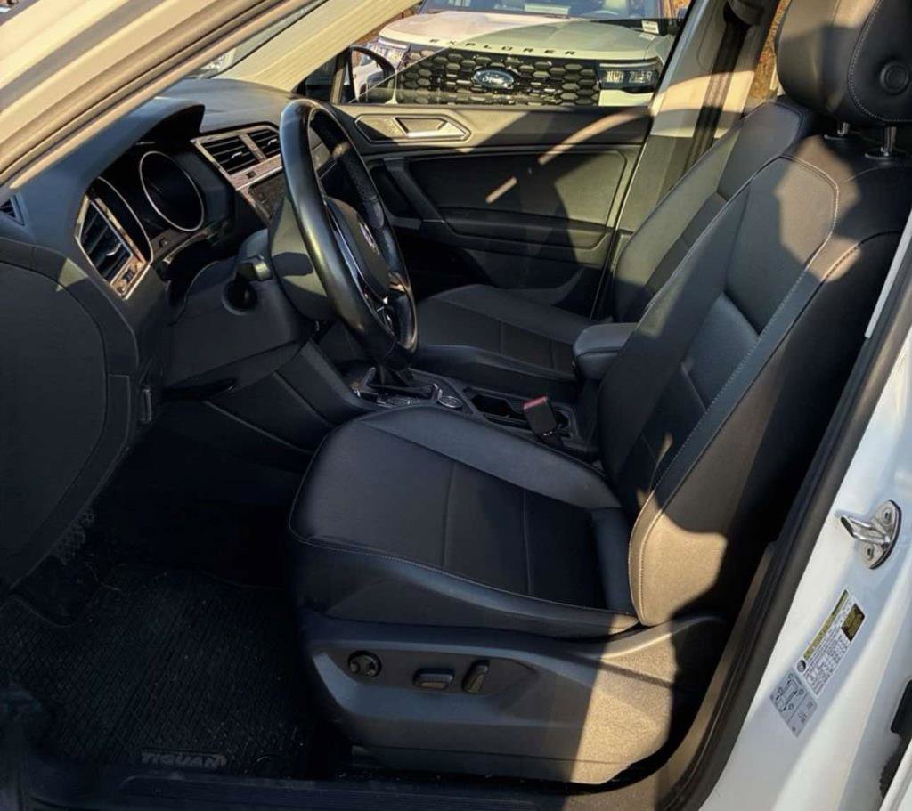 Used 2018 Volkswagen Tiguan SEL Premium AWD/4WD image 31