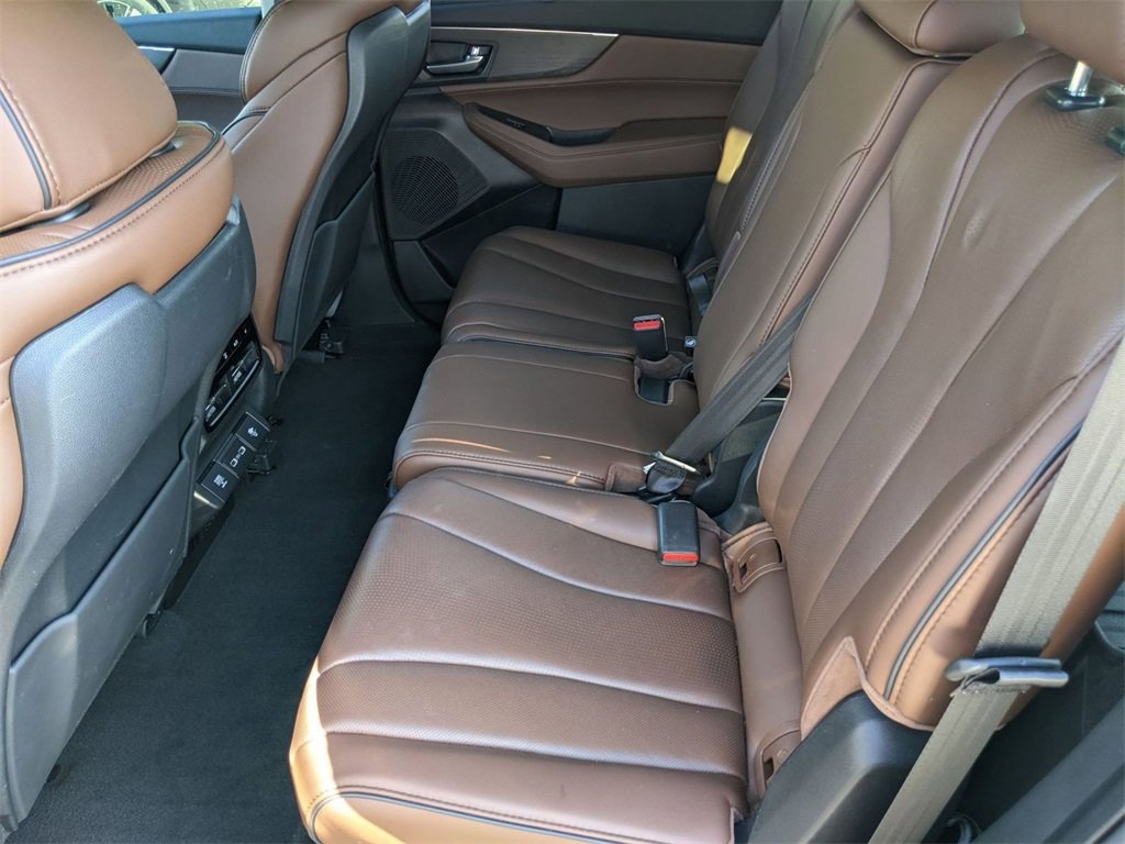 Used 2024 Acura MDX SH-AWD w/ Advance Package image 28