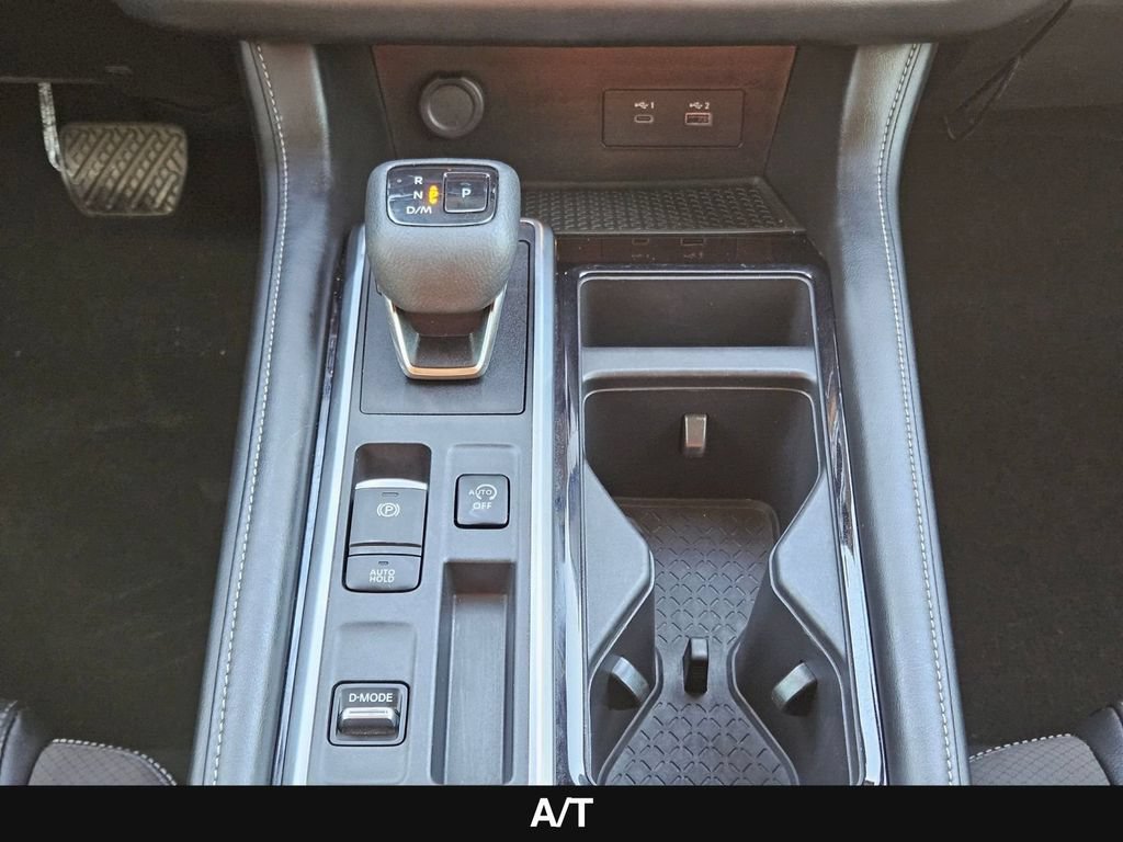 Used 2022 Nissan Pathfinder SL FWD image 25