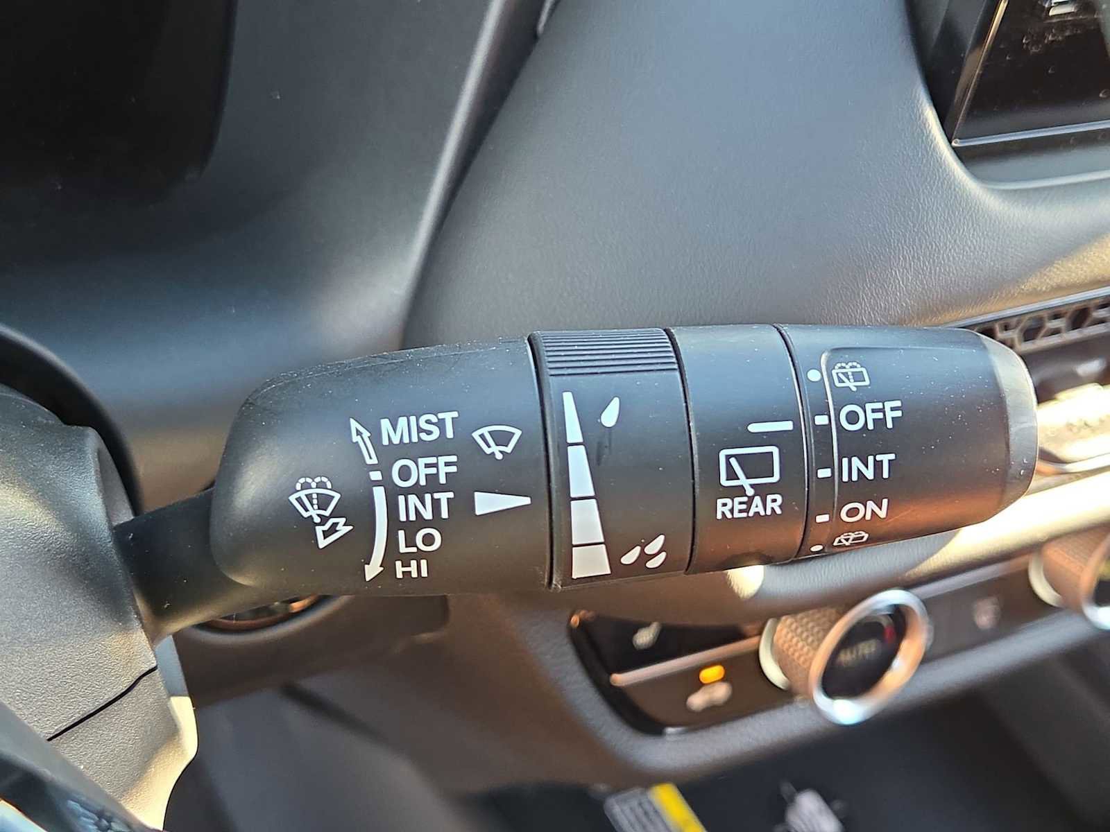 Used 2024 Honda HR-V EX-L image 26