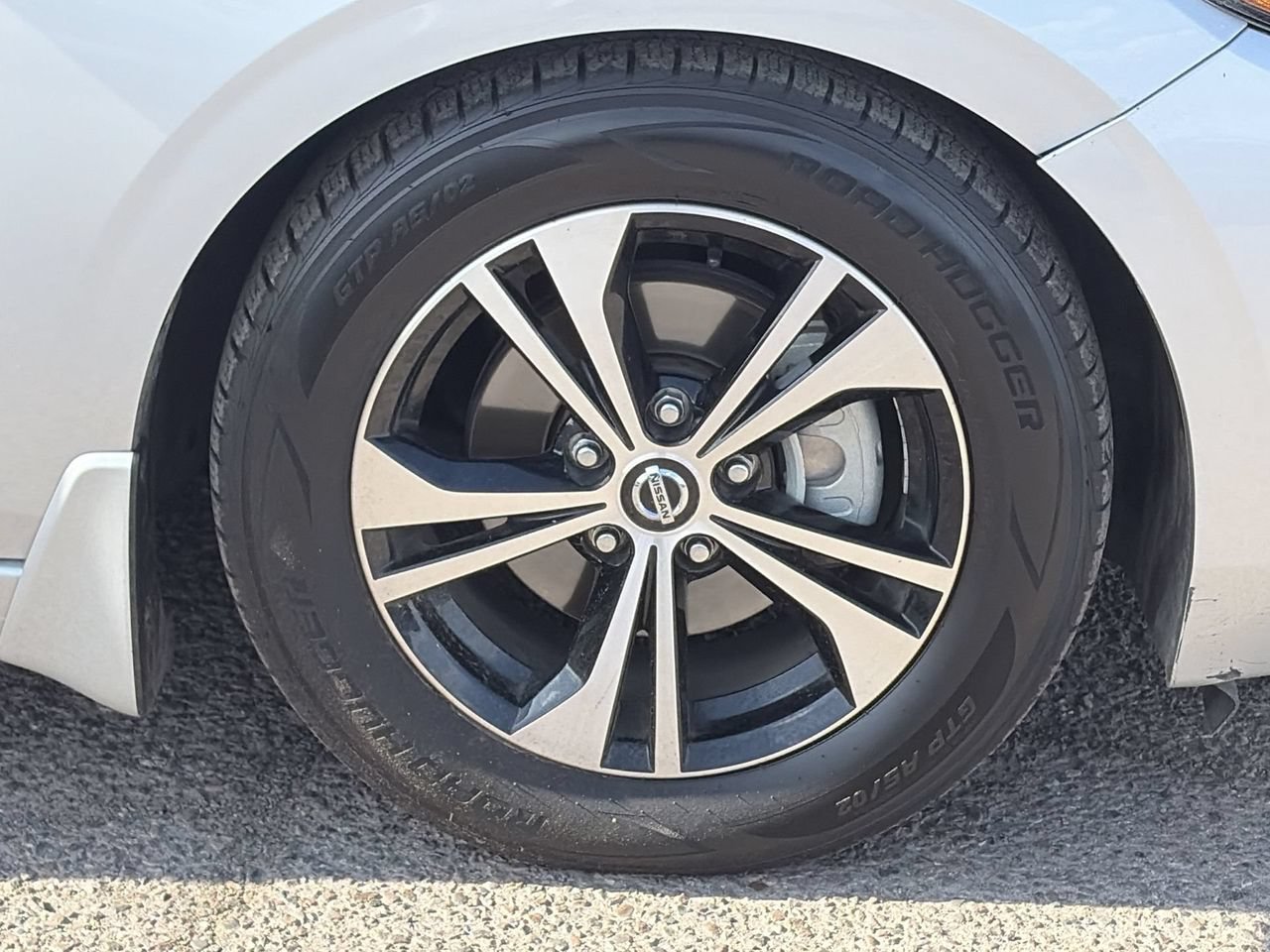 Used 2020 Nissan Sentra SV FWD image 9