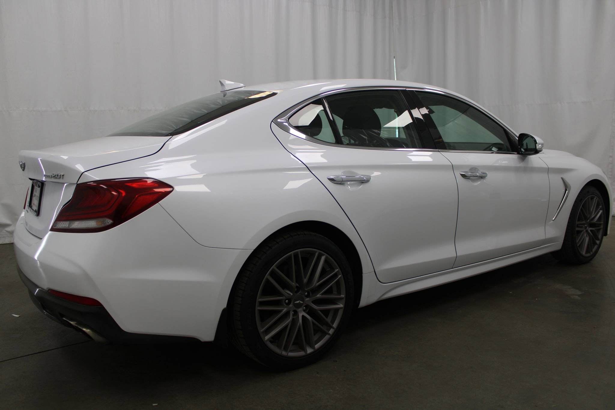 Used 2019 Genesis G70 2.0T Advanced AWD/4WD image 6