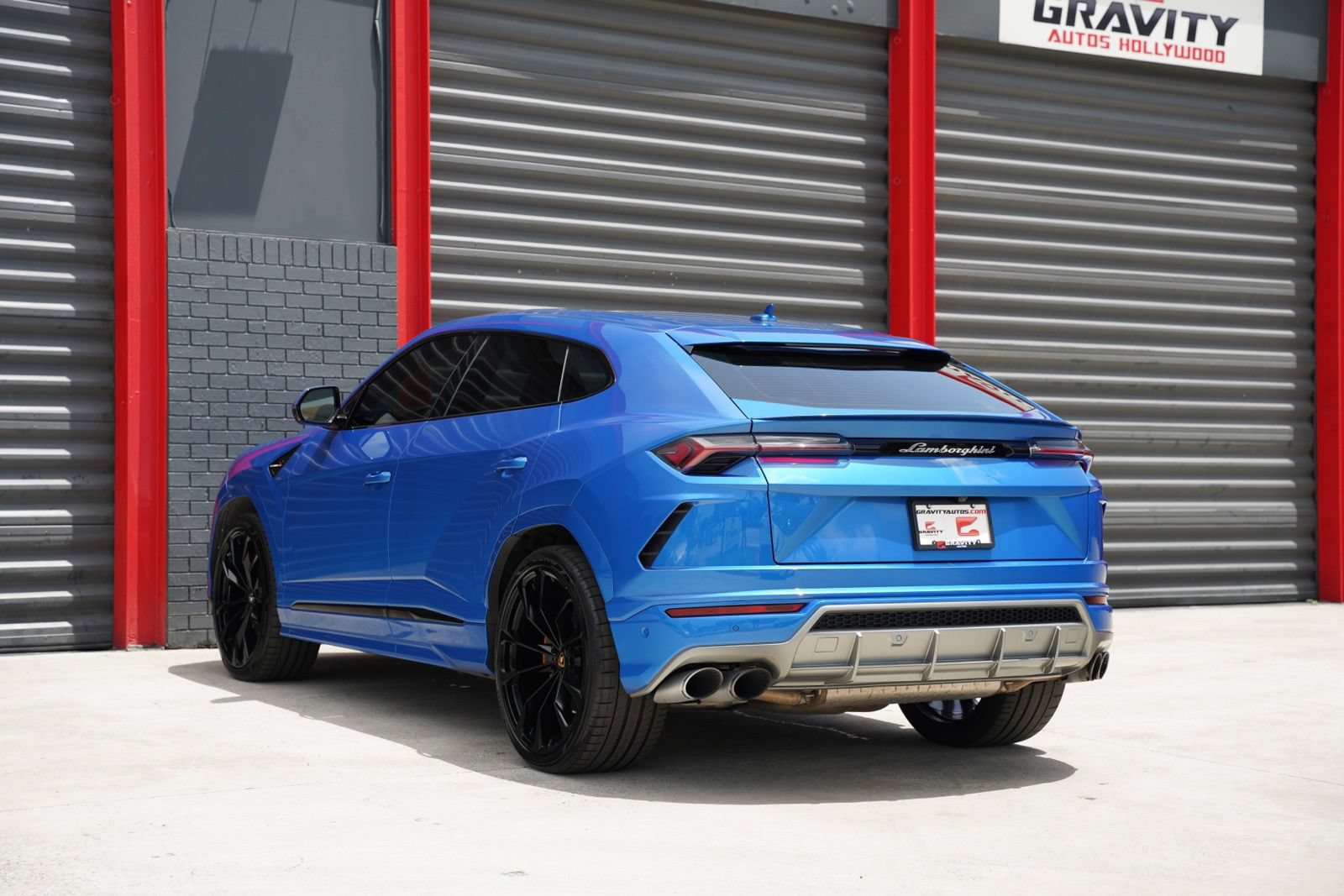 Used 2020 Lamborghini Urus AWD/4WD image 17