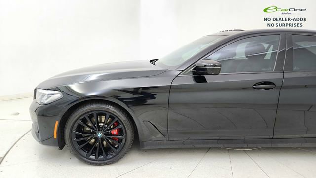 Used 2021 BMW 530i w/ Premium Package RWD image 9