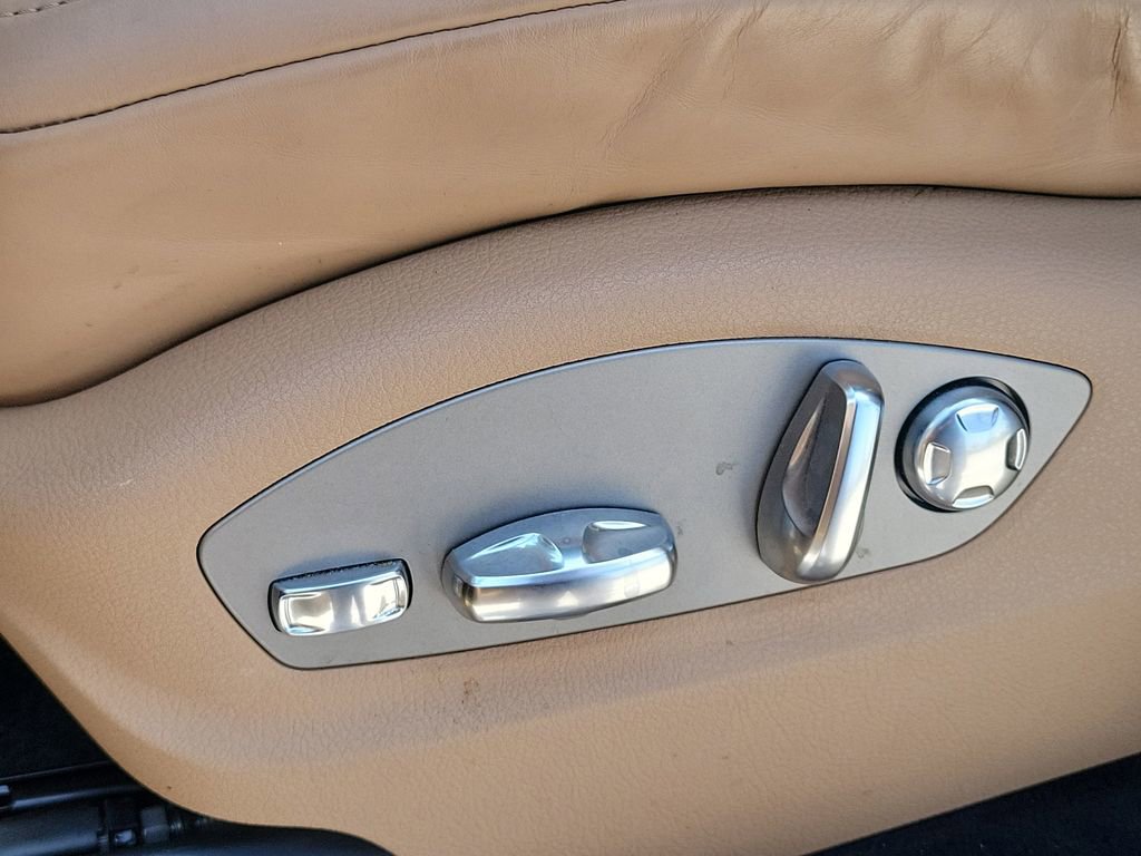 Used 2024 Porsche Macan S AWD/4WD image 27