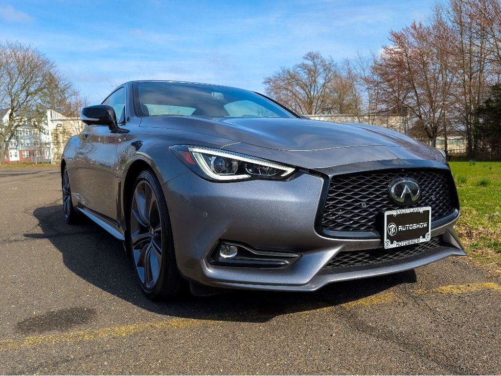 Used 2022 INFINITI Q60 Red Sport 400 image 3