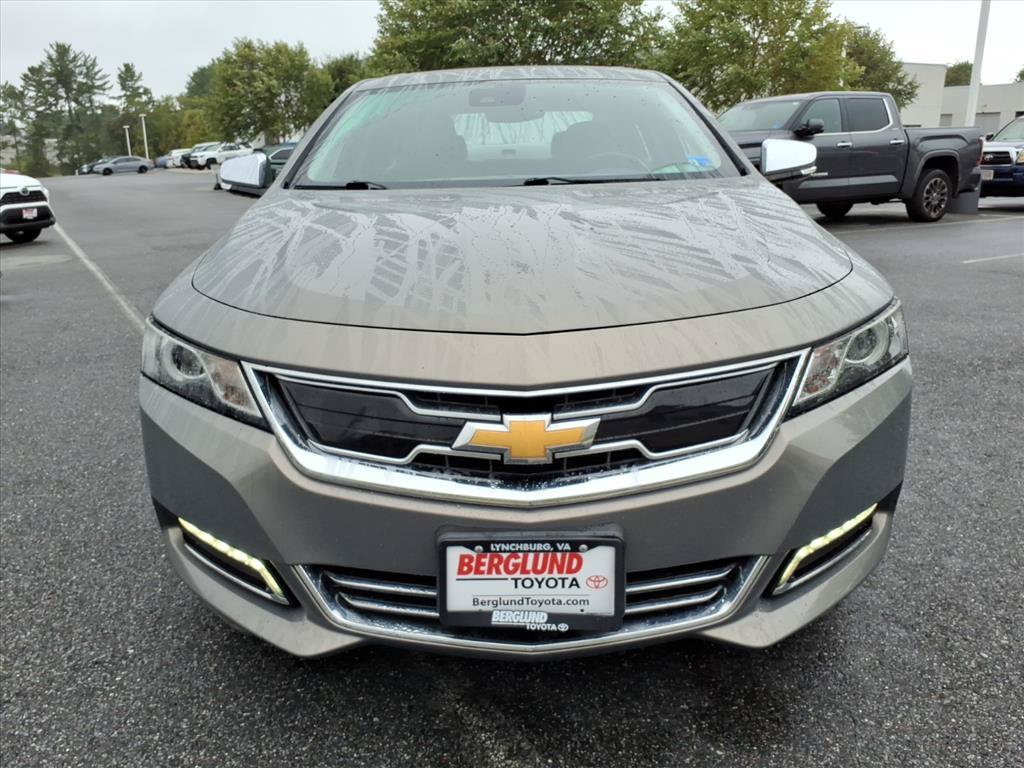 Used 2017 Chevrolet Impala Premier w/ Enhanced Convenience Package FWD image 8