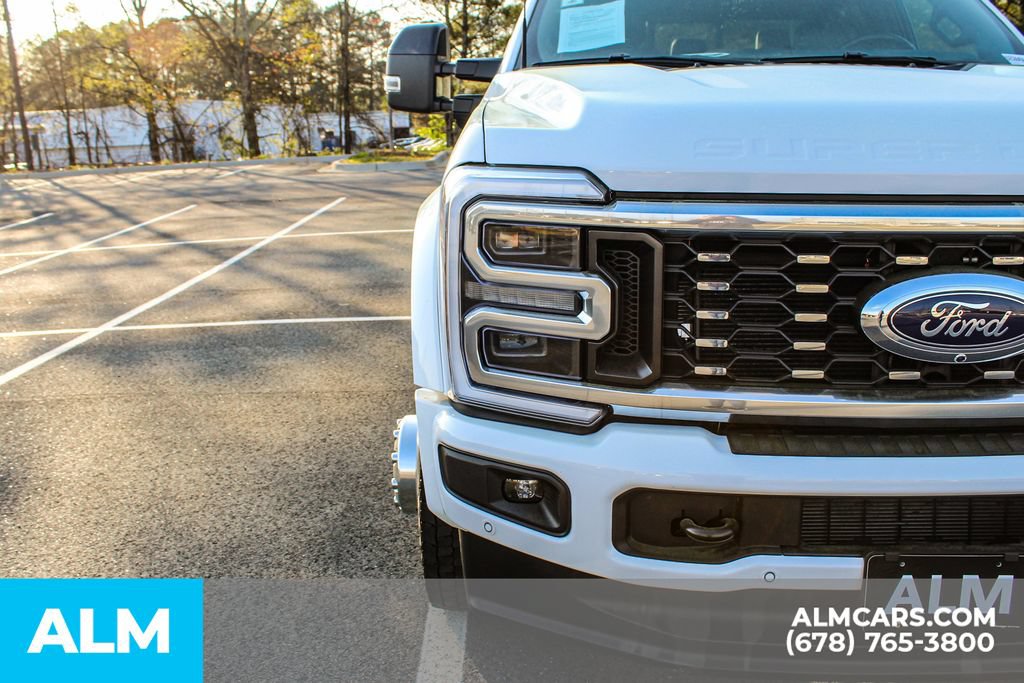Used 2025 Ford F450 Platinum w/ FX4 Off-Road Package AWD/4WD image 9